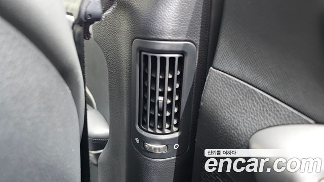 Hyundai Santa Fe (DM) Diesel(e-VGT) 2.2 4WD Exclusive Special 2015 — фото 33