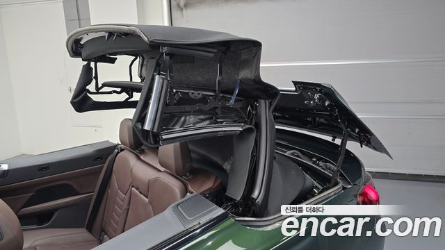 BMW 4 Series (G22) 420i M Sport Convertible 2022 — фото 12