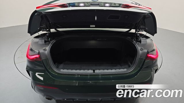 BMW 4 Series (G22) 420i M Sport Convertible 2022 — фото 15