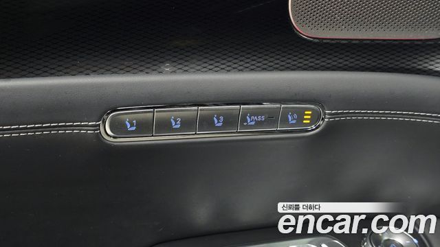 Genesis G90 (RS4) Gasoline 3.5 Turbo AWD 2022 — фото 34