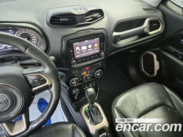 Jeep Renegade 2.0 Diesel Longitude AWD 2017 — фото 10