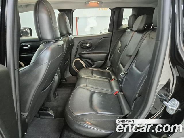 Jeep Renegade 2.0 Diesel Longitude AWD 2017 — фото 16