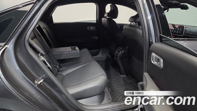 Hyundai Ioniq 6 Long Range Prestige 2025 — фото 12