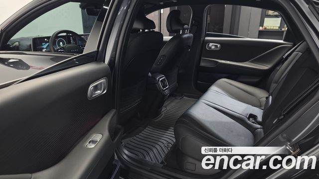 Hyundai Ioniq 6 Long Range Prestige 2025 — фото 26