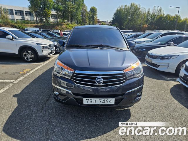 KG Mobility (SsangYong) Korando Turismo 2WD TX 11-seater 2016 — фото 2