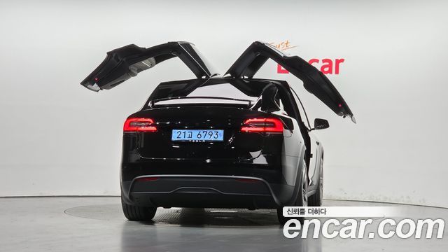 Tesla Model X AWD 2026 — фото 4