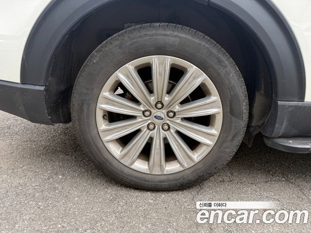 Ford Explorer (VI) 2.3 LimIted 4WD 2022 — фото 5