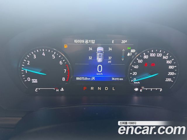 Ford Explorer (VI) 2.3 LimIted 4WD 2022 — фото 7