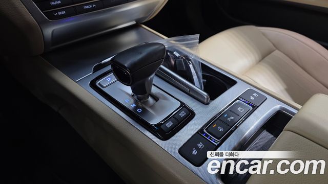 Genesis G80 3.3 GDI AWD Luxury 2018 — фото 9