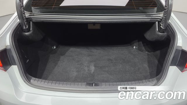 Genesis G80 3.3 GDI AWD Luxury 2018 — фото 17