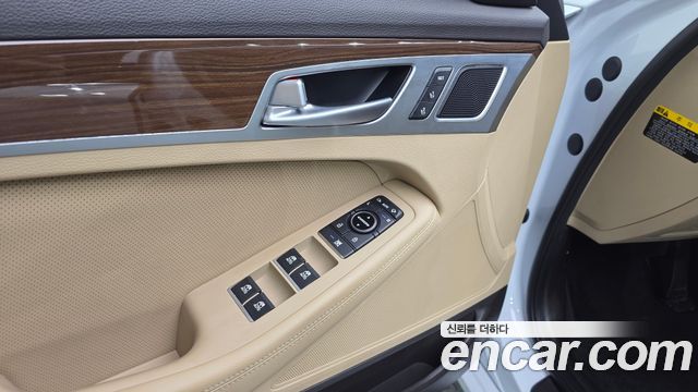 Genesis G80 3.3 GDI AWD Luxury 2018 — фото 28