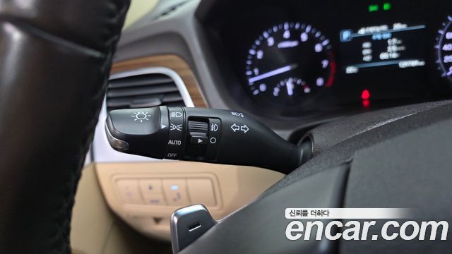 Genesis G80 3.3 GDI AWD Luxury 2018 — фото 29