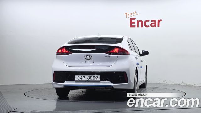 Hyundai Ioniq Hybrid N 2017 — фото 4