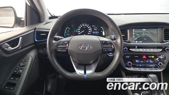 Hyundai Ioniq Hybrid N 2017 — фото 13