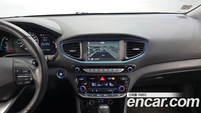 Hyundai Ioniq Hybrid N 2017 — фото 14