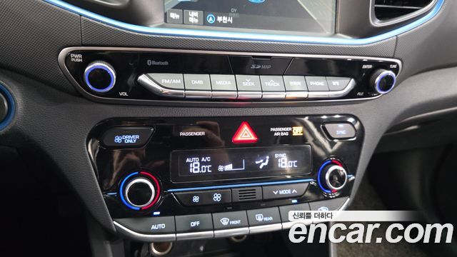 Hyundai Ioniq Hybrid N 2017 — фото 17