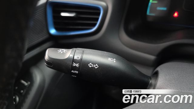 Hyundai Ioniq Hybrid N 2017 — фото 20