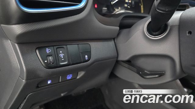 Hyundai Ioniq Hybrid N 2017 — фото 30