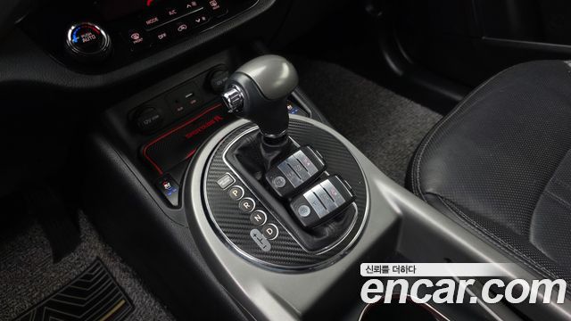 Kia Sportage R Diesel 2WD Prestige 2016 — фото 9