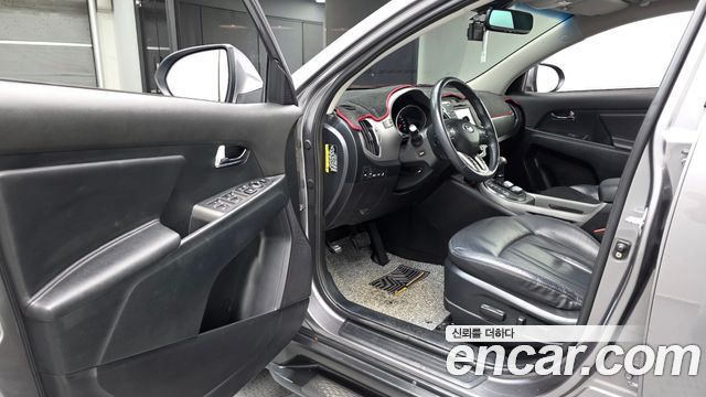 Kia Sportage R Diesel 2WD Prestige 2016 — фото 10