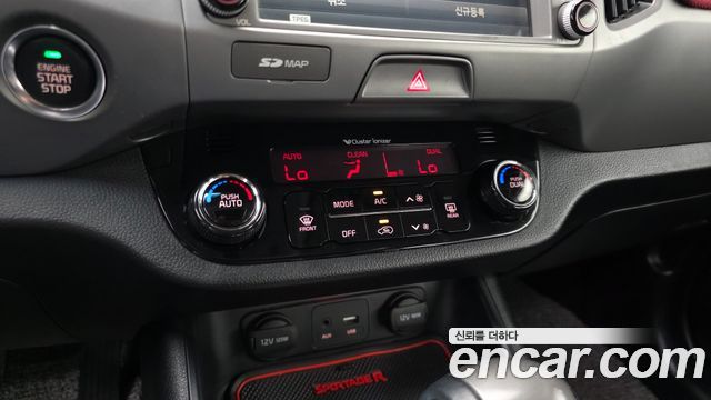 Kia Sportage R Diesel 2WD Prestige 2016 — фото 16