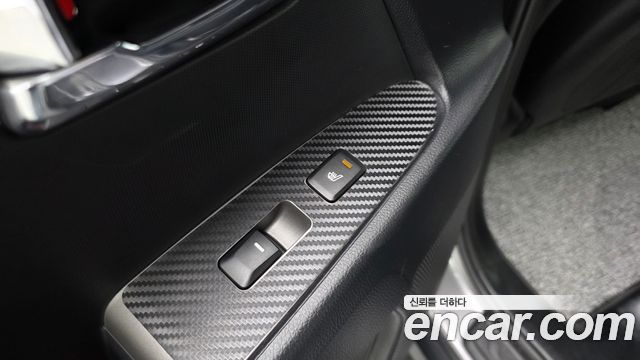 Kia Sportage R Diesel 2WD Prestige 2016 — фото 18