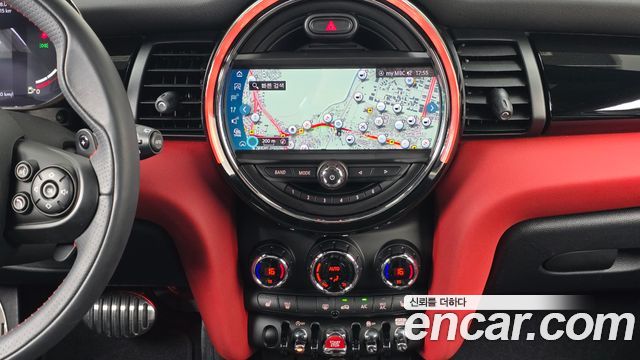 MINI Cooper S JCW 3rd Generation 2021 — фото 11