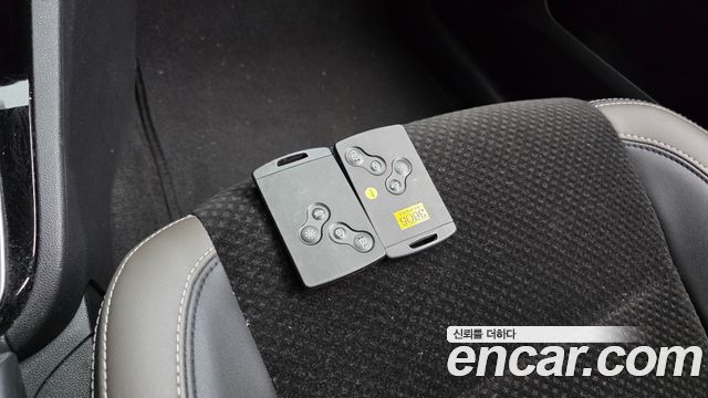 Renault Korea Clio Intens 2019 — фото 18