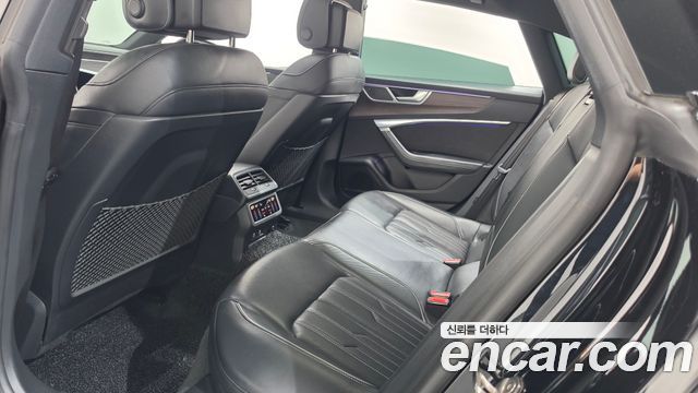 Audi A7 (4K) 55 TFSI Quattro Premium 2022 — фото 16