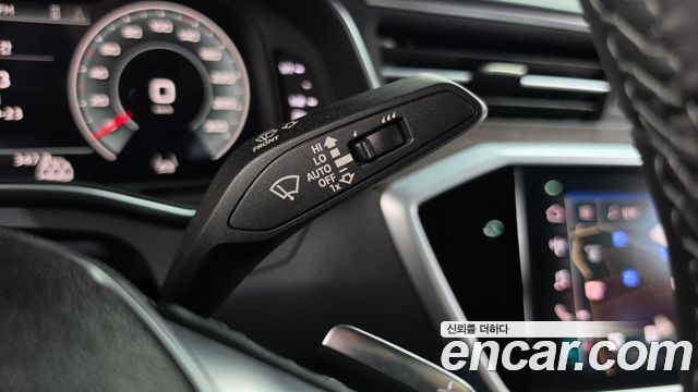 Audi A7 (4K) 55 TFSI Quattro Premium 2022 — фото 18