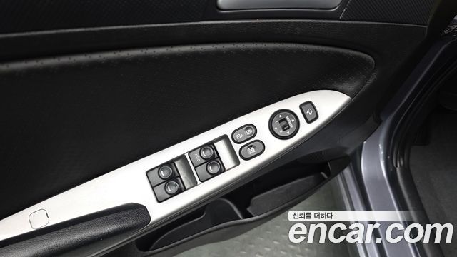Hyundai Accent (New) 1.4 VVT Premium 2017 — фото 17