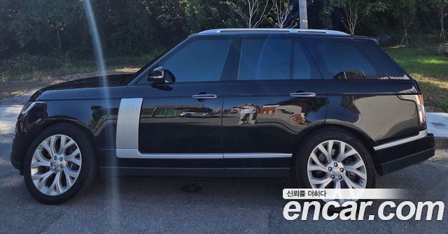 Land Rover Range Rover (IV) 4.4 SDV8 Vogue SE DIESEL 2018 — фото 3