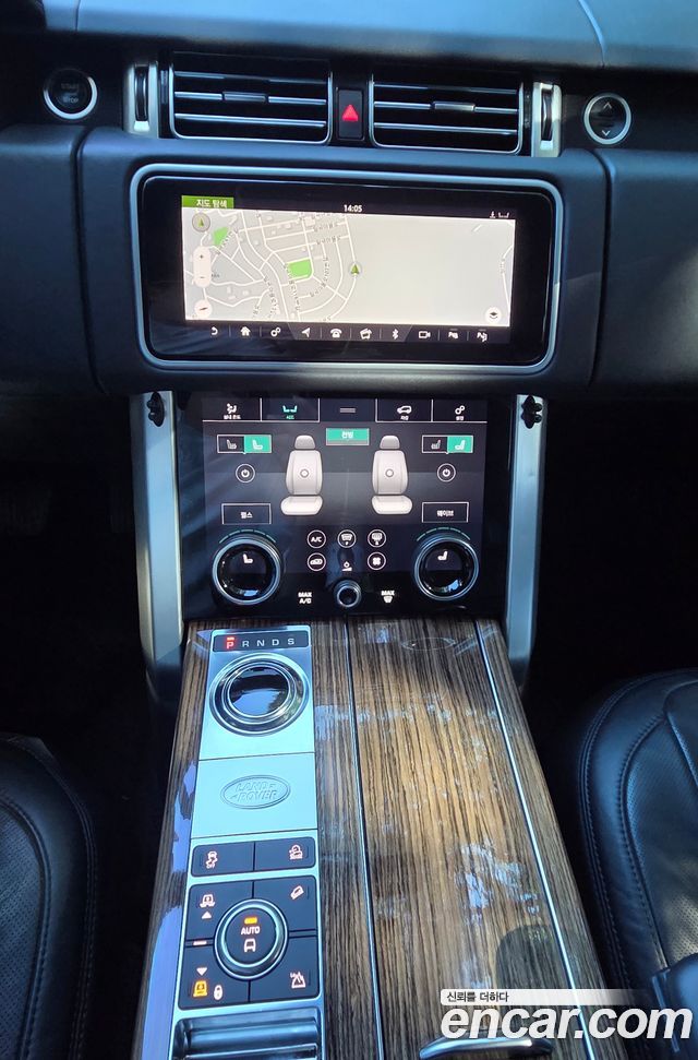 Land Rover Range Rover (IV) 4.4 SDV8 Vogue SE DIESEL 2018 — фото 9