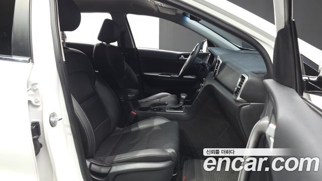 Kia Sportage (IV) Diesel 1.7 2WD Trendy 2018 — фото 12
