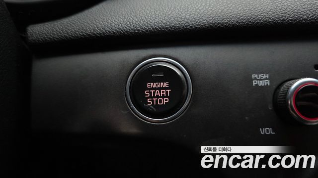 Kia Sportage (IV) Diesel 1.7 2WD Trendy 2018 — фото 17
