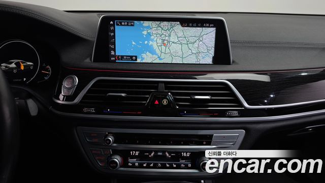 BMW 7 Series (G11) 740Li xDrive M Sport Package 2018 — фото 13