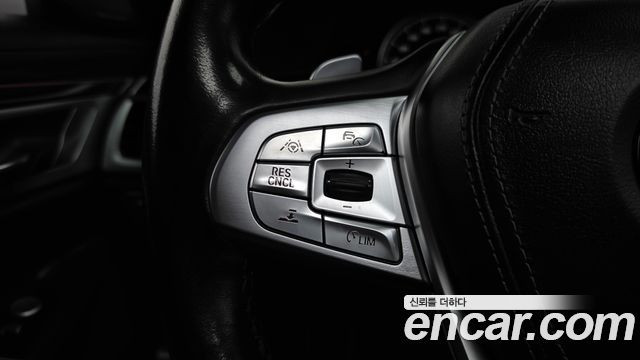 BMW 7 Series (G11) 740Li xDrive M Sport Package 2018 — фото 17