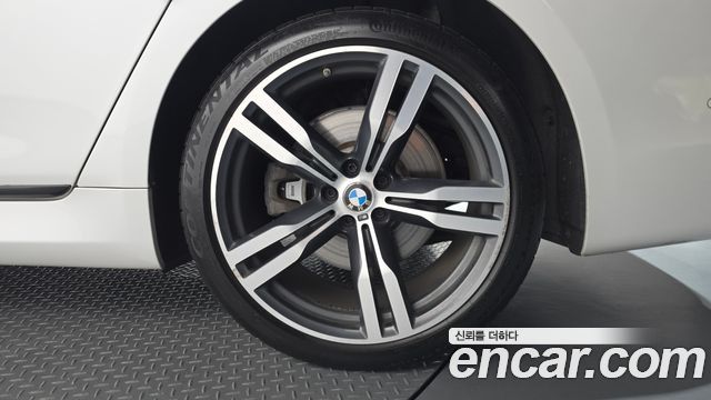 BMW 7 Series (G11) 740Li xDrive M Sport Package 2018 — фото 21