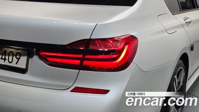 BMW 7 Series (G11) 740Li xDrive M Sport Package 2018 — фото 23