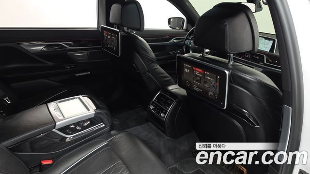 BMW 7 Series (G11) 740Li xDrive M Sport Package 2018 — фото 28