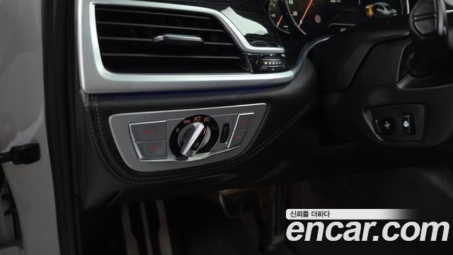 BMW 7 Series (G11) 740Li xDrive M Sport Package 2018 — фото 30