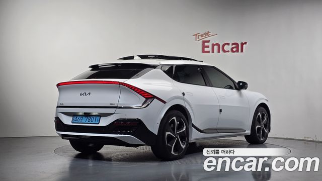 Kia EV6 Long Range 4WD GT Line 2024 — фото 2