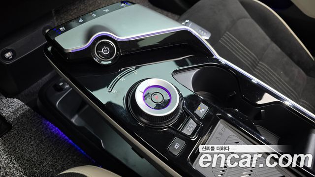 Kia EV6 Long Range 4WD GT Line 2024 — фото 9