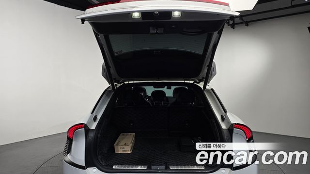 Kia EV6 Long Range 4WD GT Line 2024 — фото 23