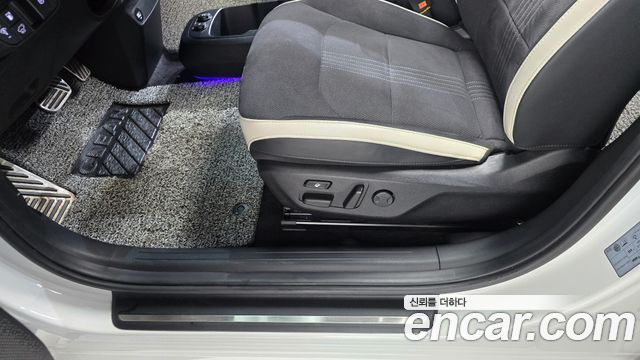 Kia EV6 Long Range 4WD GT Line 2024 — фото 37