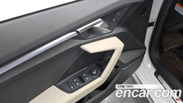 Audi A3 (8Y) 40 TFSI Premium 2022 — фото 23