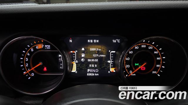 Jeep Wrangler (JL) 2.0 Overland 4Door 2021 — фото 8