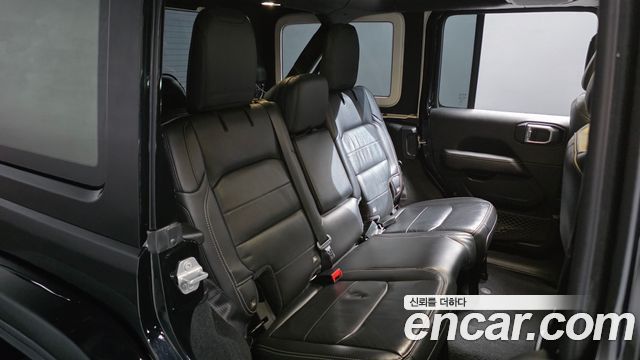 Jeep Wrangler (JL) 2.0 Overland 4Door 2021 — фото 11