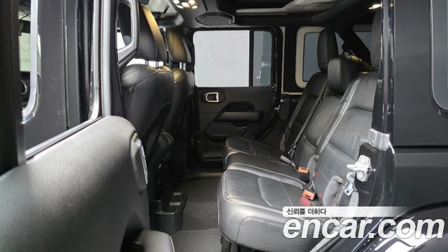 Jeep Wrangler (JL) 2.0 Overland 4Door 2021 — фото 12