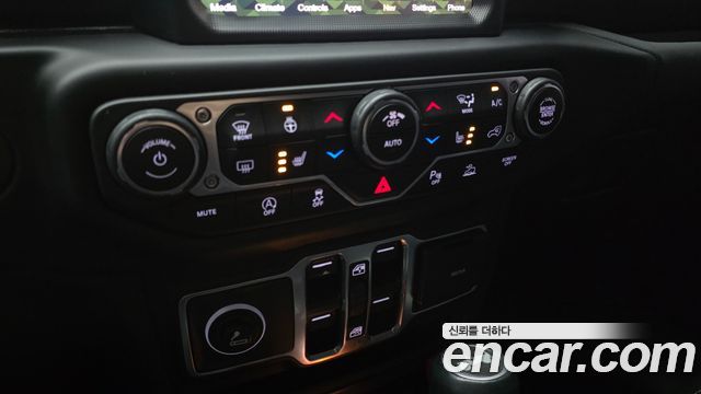 Jeep Wrangler (JL) 2.0 Overland 4Door 2021 — фото 17